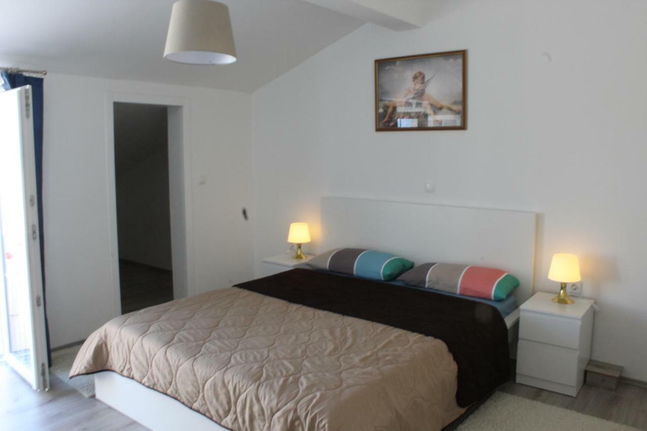 Apartment Ivan มาลินสกา ภายนอก รูปภาพ
